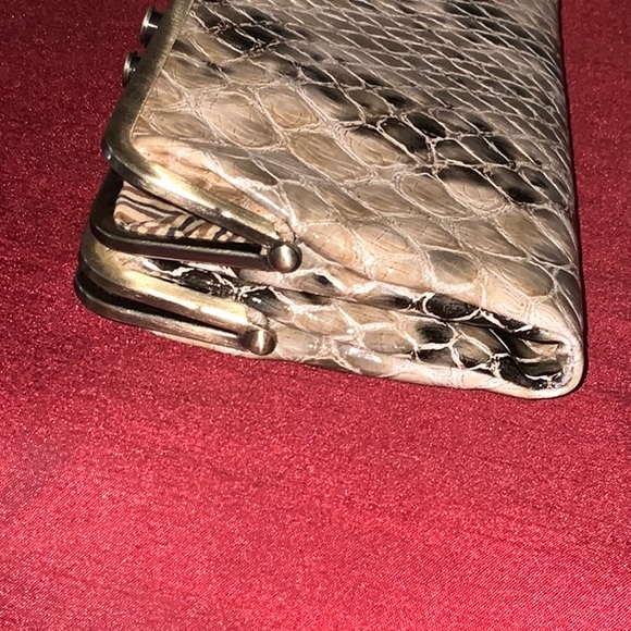 Crocodile Style Wallet - Picture 9 of 13